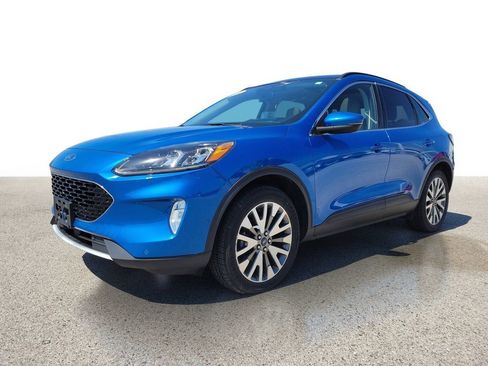 Used 2020 Ford Escape Titanium w/ Titanium Premium Package 2.0 AWD/4WD image 2