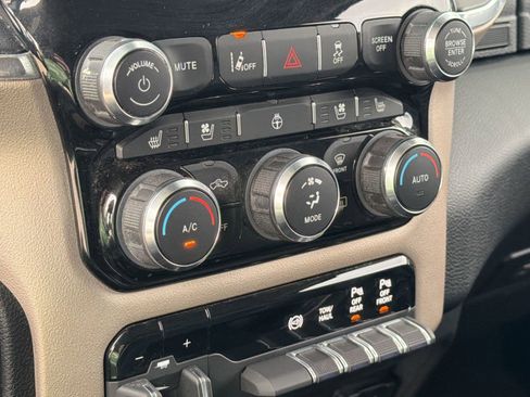 Used 2024 RAM 2500 Laramie w/ Safety Group AWD/4WD image 16
