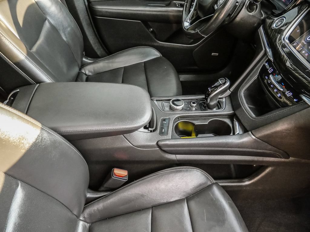 Used 2022 Cadillac XT6 Premium Luxury FWD image 22