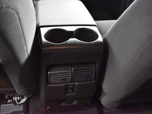 Used 2010 Ford Explorer XLT AWD/4WD image 17