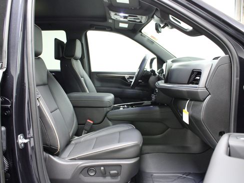 New 2025 Chevrolet Tahoe Premier image 19