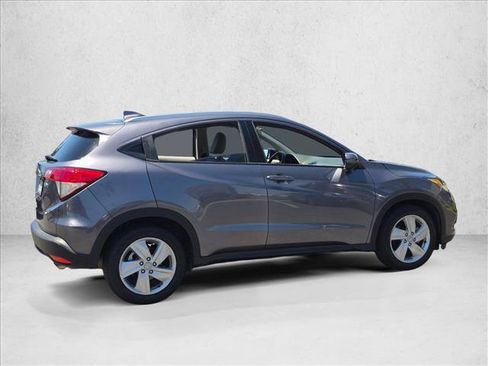 Used 2019 Honda HR-V EX-L image 4