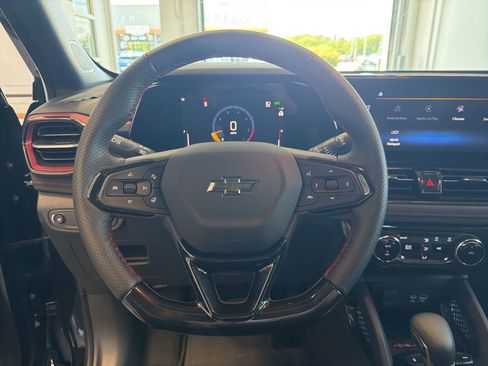Used 2026 Chevrolet TrailBlazer RS w/ Convenience Package AWD/4WD image 18
