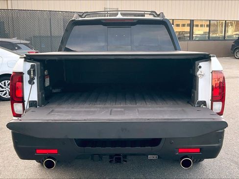 Used 2023 Honda Ridgeline Black Edition image 32