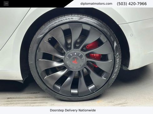 Used 2022 Tesla Model 3 Performance image 38