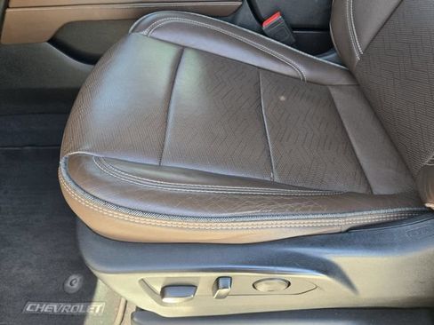 Used 2023 Chevrolet Tahoe High Country RWD image 27