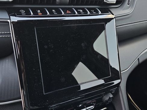 New 2026 Jeep Grand Cherokee L Laredo image 20