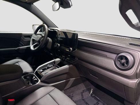 Used 2026 Chevrolet Colorado Trail Boss image 32