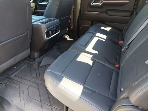 Used 2022 Chevrolet Silverado 1500 LTZ w/ LTZ Premium Package AWD/4WD image 16