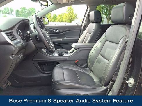 Used 2021 GMC Acadia SLT AWD/4WD image 2