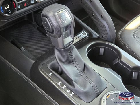 New 2026 Ford Bronco Badlands AWD/4WD image 14