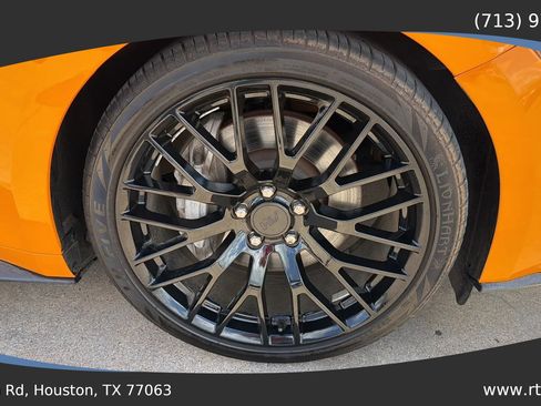 Used 2019 Ford Mustang GT w/ Equipment Group 301A RWD image 12