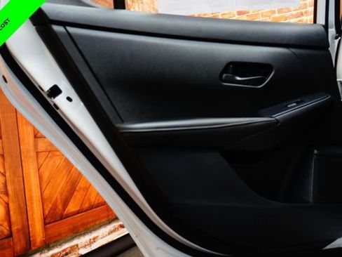 Certified 2024 Nissan Sentra SV w/ All-Weather Package FWD image 40