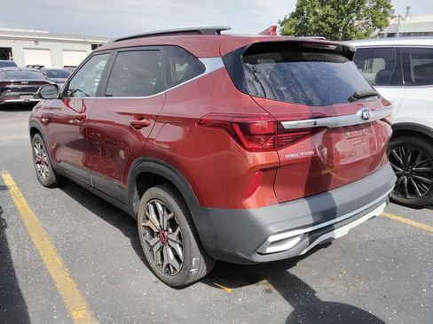 Used 2021 Kia Seltos S AWD/4WD image 5