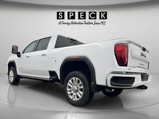 Used 2023 GMC Sierra 3500 Denali w/ Denali Ultimate Package AWD/4WD video 3