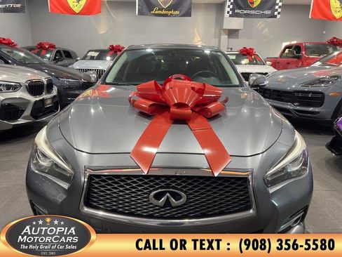 Used 2017 INFINITI Q50 3.0t Premium w/ Driver Assistance Package image 9