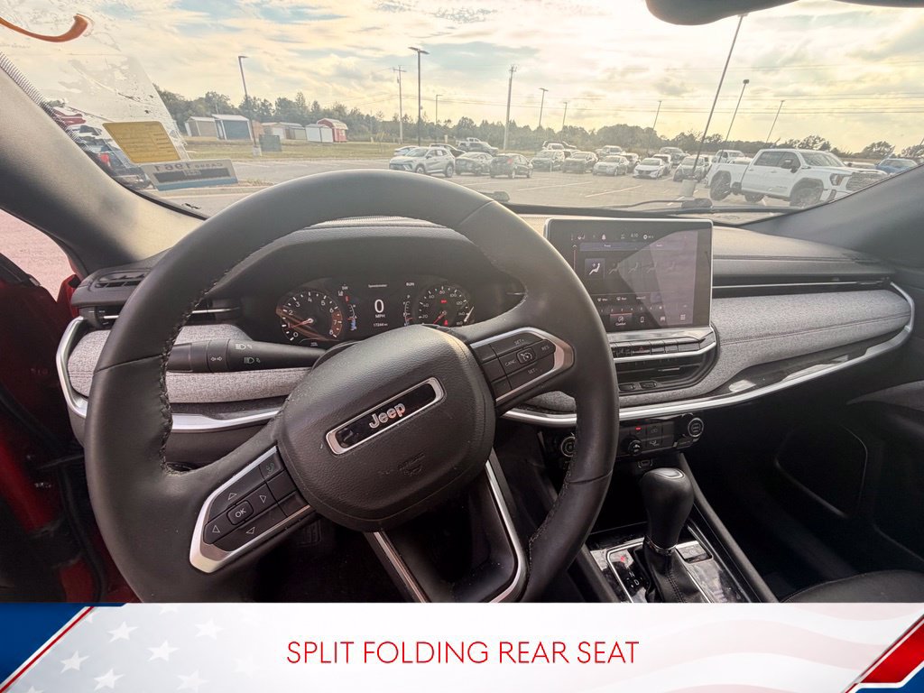 Used 2023 Jeep Compass Latitude AWD/4WD image 13