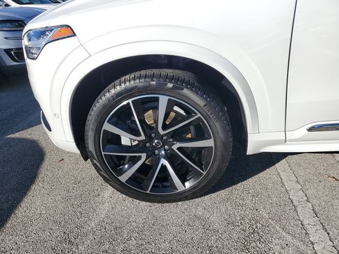 Used 2023 Volvo XC90 B5 Plus w/ Protection Package Premier image 6