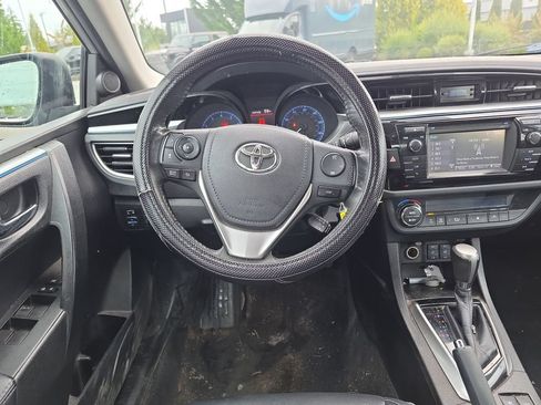 Used 2014 Toyota Corolla S Premium FWD image 7