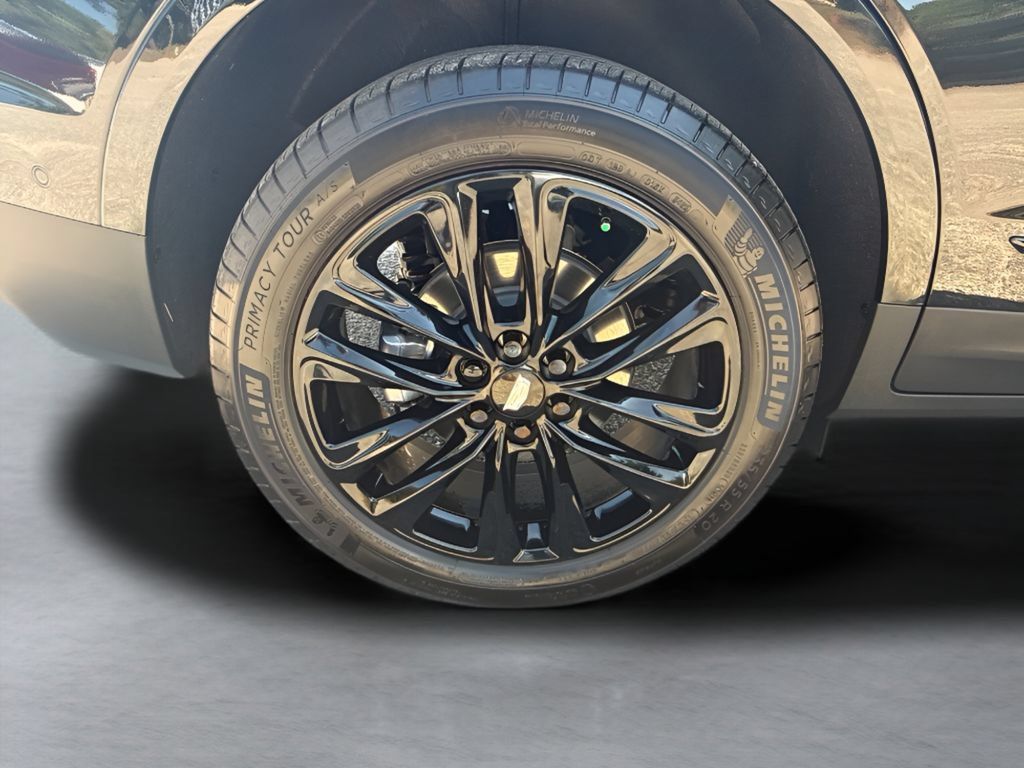 Used 2026 Cadillac XT5 Premium Luxury w/ LPO, ONYX Package FWD image 37
