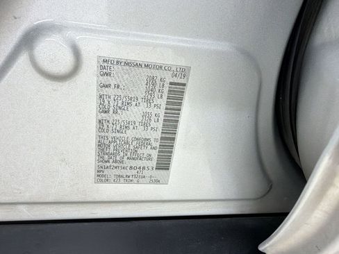Used 2019 Nissan Rogue SL FWD image 19