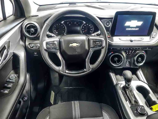 Used 2024 Chevrolet Blazer LT w/ Convenience Package AWD/4WD image 12