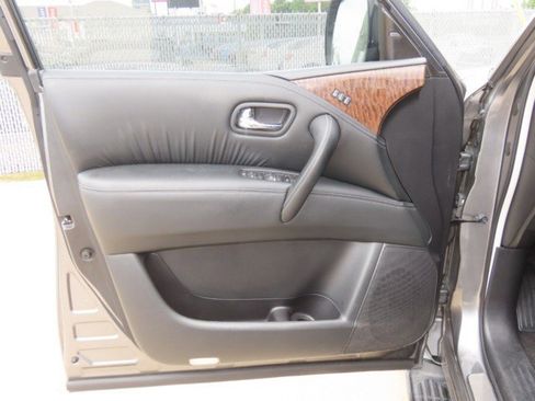 Used 2019 Nissan Armada Platinum w/ Captain's Chairs Package RWD image 25