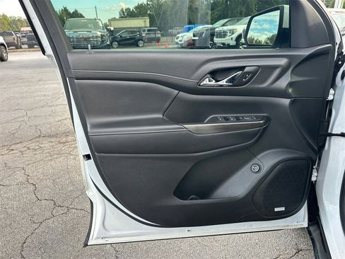 Used 2020 GMC Acadia SLT image 11