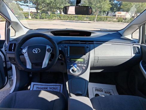 Used 2011 Toyota Prius Three w/ Navigation Pkg image 12