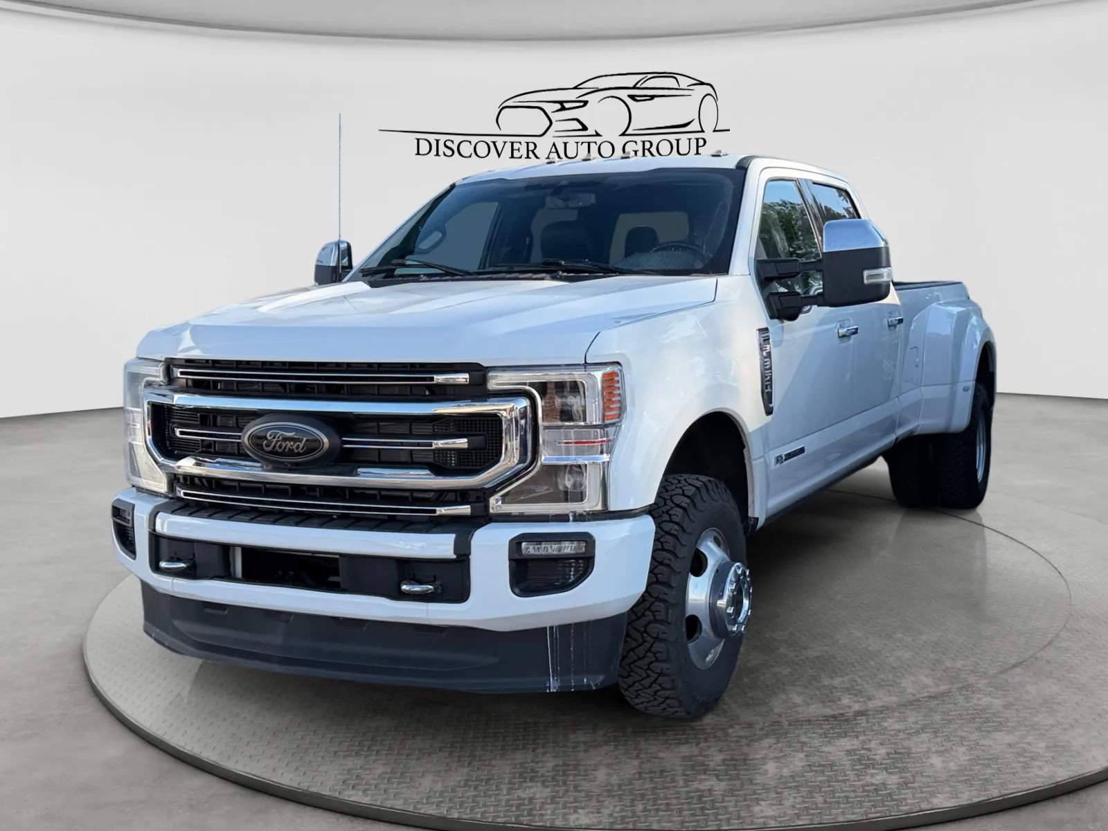 Used 2022 Ford F350 Platinum AWD/4WD image 1