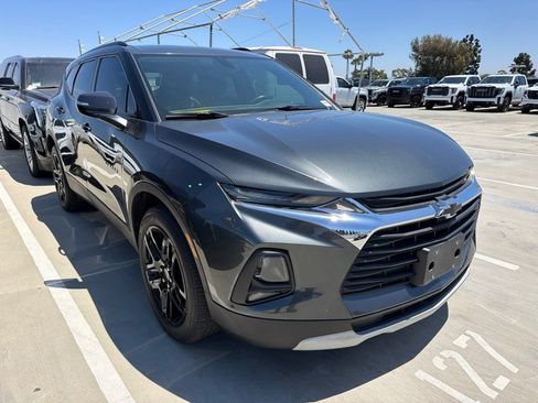 Used 2019 Chevrolet Blazer LT FWD image 3