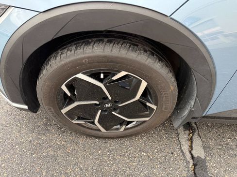 Used 2023 Hyundai Ioniq 5 SEL image 14