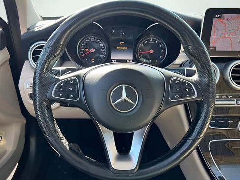 Used 2018 Mercedes-Benz C 300 4MATIC Sedan image 39