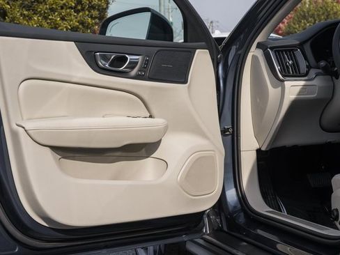 New 2026 Volvo V60 B5 Cross Country Plus w/ Protection Package Premier image 34