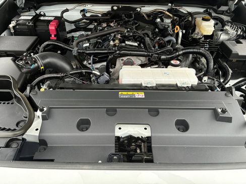 Used 2025 Toyota Tacoma TRD Off-Road image 27