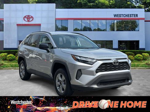Used 2025 Toyota RAV4 LE image 1