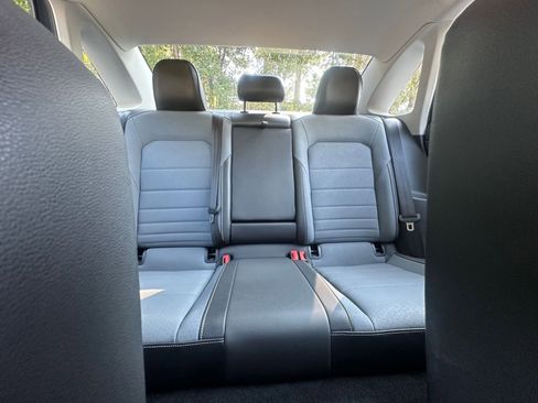 Used 2025 Volkswagen Jetta SE image 38