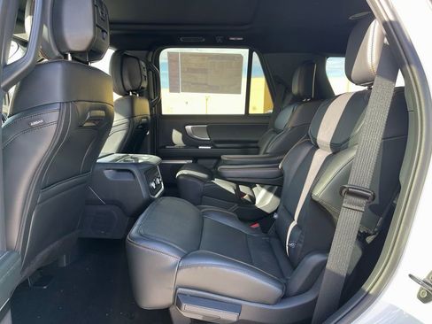 New 2026 Ford Expedition Tremor image 27