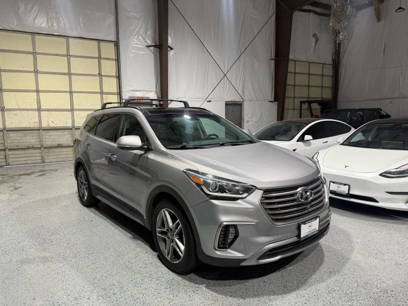 Used 2017 Hyundai Santa Fe Limited AWD/4WD image 8