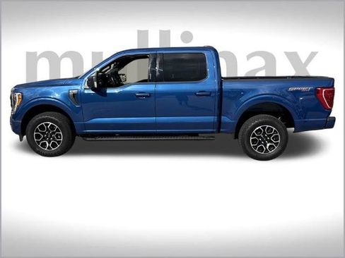 Certified 2022 Ford F150 XLT w/ Equipment Group 302A High image 10