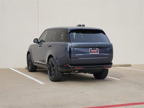 New 2026 Land Rover Range Rover SE image 3