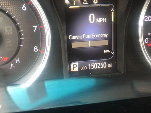 Used 2015 Toyota Camry SE image 27