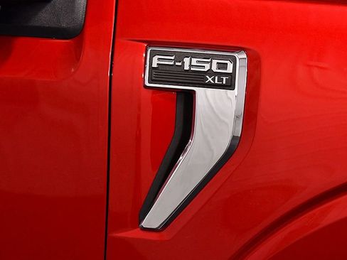 Used 2022 Ford F150 XLT w/ Equipment Group 302A High AWD/4WD image 12