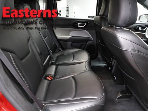 Used 2025 Jeep Compass Limited AWD/4WD image 23