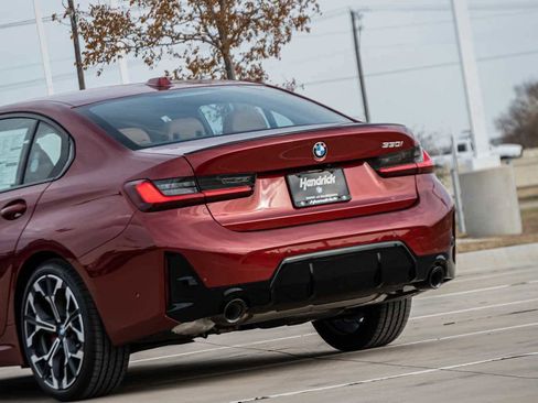 New 2026 BMW 330i Sedan w/ M Sport Package image 5