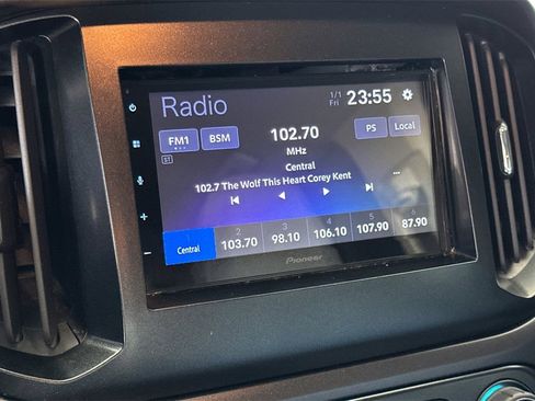 Used 2017 GMC Canyon 2WD Crew Cab w/ Convenience Package image 21