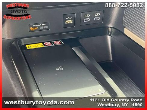 Used 2026 Toyota Camry SE w/ Convenience Package FWD image 34