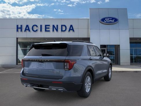 New 2026 Ford Explorer Active w/ Active Comfort Package image 8