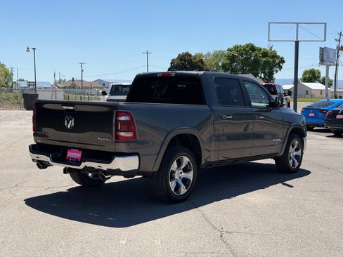 Used 2022 RAM 1500 Laramie AWD/4WD image 7