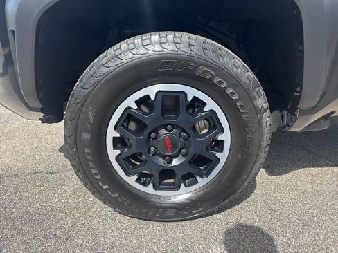 Used 2024 Toyota Tacoma TRD Off-Road AWD/4WD image 35